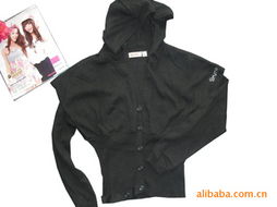 上海正灝服飾庫(kù)存服裝產(chǎn)品列表與皮革制品銷(xiāo)售